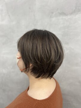 ニフティ(nifty) レディースショート細めハイライト/くすみベージュ