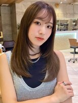 グランド(GRAND)&nbsp;セミロング30代40代ストレートレイヤー前髪なし前髪あり表参道