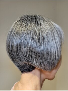 松本平太郎美容室 国立店 前下がりグラデーションボブ