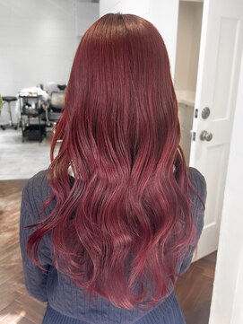 ラレイ ハラジュク(Lalei harajuku) 【白石】ブリーチなし赤髪チェリーレッド暖色艶カラーロング原宿