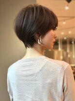 アイドットプラス 札幌大通り(i.+ODORI) バレイヤージュ 白髪ぼかし 細めハイライト×小顔ショート