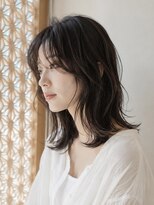 オアシスアヴェダ ザ・ペニンシュラ東京(OASIS AVEDA)&nbsp;20代30代ミディアムレイヤーくびれニュアンスゆるふわウェーブ