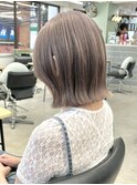 タッセルボブミルクティーピンクベージュ顔まわりレイヤーカット