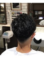 エヌドットバーバー ギンザ(N.BARBER GINZA) ウェーブ×ツーブロック　／くせ毛カット／七三分け／かき上げ