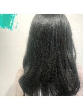 オギクボ ヴォイス(voice) 髪質改善voice★深海グレージュカラー