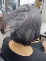 ヴィフ 大船(VIF)&nbsp;白髪/白髪活かし/脱白髪染めカラー/大船駅/TOKIO/ボブカット