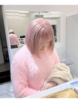 ランテルディ 渋谷(LANTERDIT) ホワイトピンク　ハイトーンボブ　前髪カット
