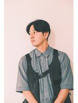 フェイヴィーズ(FavyS)&nbsp;センターパート ニュアンスパーマ シャドウパーマ 大阪