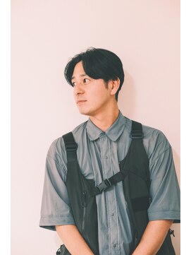 フェイヴィーズ(FavyS) センターパート ニュアンスパーマ シャドウパーマ 大阪