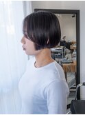 リップラインのシンプルミニボブ