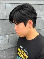 ヒュイル バイ ニアウ(Hwyl by Niau)&nbsp;メンズマッシュセンターパートスパイラルパーマニュアンスパーマ