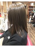 さらつやストレートセミロング