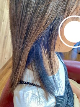 ルネッサンスヘアー ラファエロ(RAFFAELLO) イヤリングカラー ブルー ブリーチあり ポイントカラー