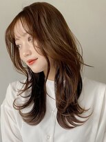 レア 表参道(L'ea)&nbsp;黒髪クラゲヘアーオリーブグレー小顔ココアベージュ