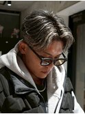 MEN'S/ハイライト×毛流れセンターパート/スキンフェード
