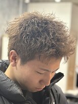 フォンド 津田沼(fond.) MEN’S HAIR/波巻きツイストスパイラル/リバースセンターパート
