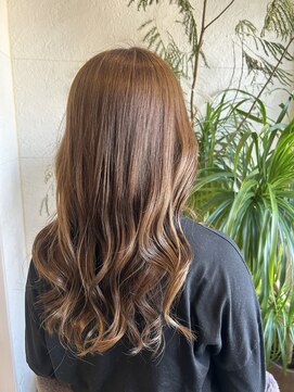 フゥカ 売市店(fuka) ~透明感柔らかベージュ~