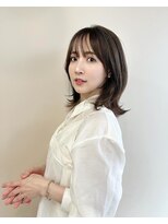 マリアバイアフロート(Maria by AFLOAT)&nbsp;ミディアムレイヤー外ハネグレージュ