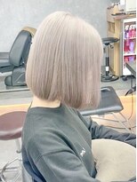 ミラ 新宿(MILA)&nbsp;ブリーチダブルカラー/前髪ありハイトーンボブ/新宿