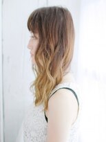 ウル 吉祥寺(ulu)&nbsp;グラデーションカラーのウェービーカール