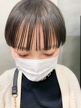 テトヘアー(teto hair) マッシュショート、ワイドバング、ブリーチ、グレーアッシュ