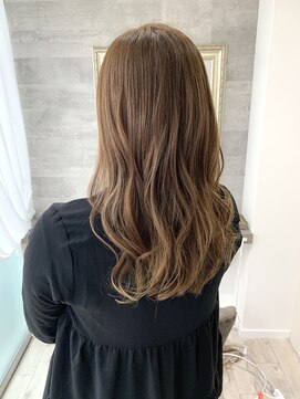 ラトゥーナ 西宮北口店(Ratuna) Ratuna【西宮北口】ブリーチ無し☆シアベージュカラー