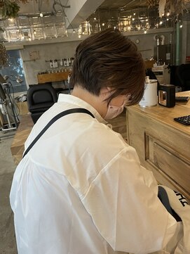 ウィークエンド(WEEKEND) 脱白髪ショートスタイル