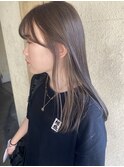 グレージュ インナーカラーロング イメチェン シアーカラー 前髪