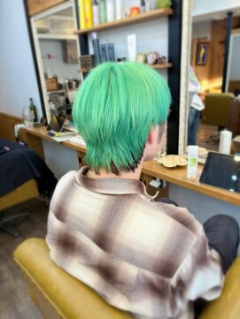 トルチェ(toRtue) グリーンカラー エンドカラー エメラルド×ブラック