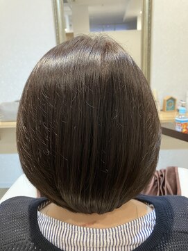 グランユニティ ラ・フロール橋本店(granunitee) ショートボブ