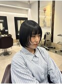 顔まわりレイヤー切りっぱなしボブミニボブ