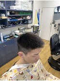 長めのスポーツ刈り