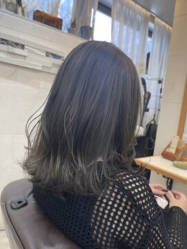 ラフューネ ヨコハマ(Raffune Yokohama) オリーブグレージュカラー  //   Raffune Yokohama MAO