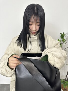 ディッシィ 立川(D'ICI) 【YUI】顔まわりカット/Blue Black