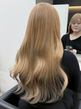 ウィコ 新宿(WICO) ミルクティー×エクステ[新宿駅/オリーブグレー/クラゲヘアー]