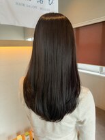 結び(musubi) アッシュブラウン+顔まわりレイヤー