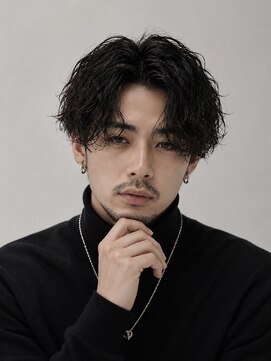ベーア(Bar) シャドウパーマセンターパートゆるめツイストスパイラル