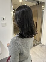 リシェ(LISHE)&nbsp;ミディアムヘアとオリーブグレージュ