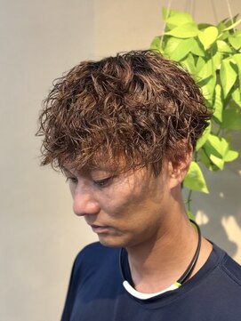 シーン(seen.) マッシュ×プードルパーマ