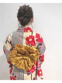 後れ毛が可愛い！浴衣にぴったりな抜け感あるヘアアレンジ