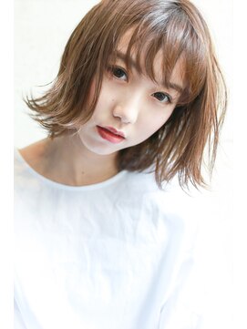 ラフィス ヘアー コパン 小倉店(La fith hair copain) 【La fith】 外はね×切りっぱなしミディアムスタイル