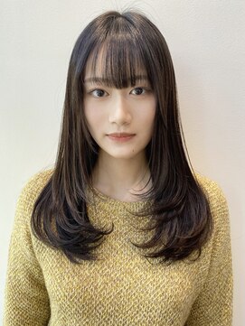 ステア ケース(stair case) ミディアムレイヤー前髪カット髪質改善トリートメント