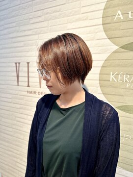 ヘアーデザイン ビビッド(HAIR DESIGN VIVID) ナチュラルストレート×ハンサムショート