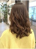 高めウェーブ　コテ巻き風パーマ