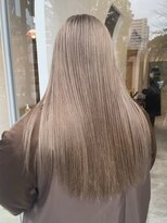 ユルク トウキョウ(jurk tokyo)&nbsp;ラベンダーグレージュ｜ブリーチ2回の絶妙くすみ感表参道