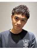 メンズ黒髪ショートマッシュ短髪ソフトツイストスパイラルパーマ
