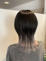 ルルバイアズール 草加店(LULU by azule)&nbsp;デザインカラー，ホワイト，ウルフカット【草加】