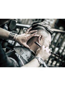 【河原町徒歩1分/人気のメンズサロン】"デキる男の身だしなみ"シェービング/眉カットもプロの技術にお任せ!