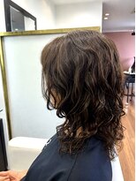 アムズヘアーファム ミディアムレイヤーパーマ