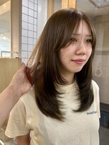 スート(suit.)&nbsp;レイヤー×透明感オリーブ